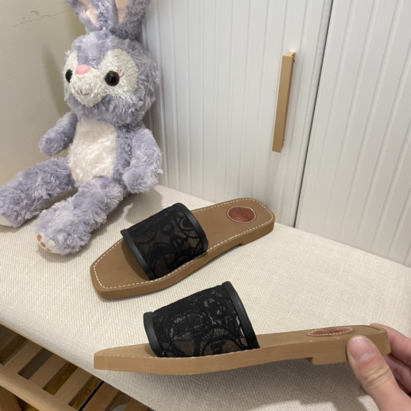 サンダル背面デザイン